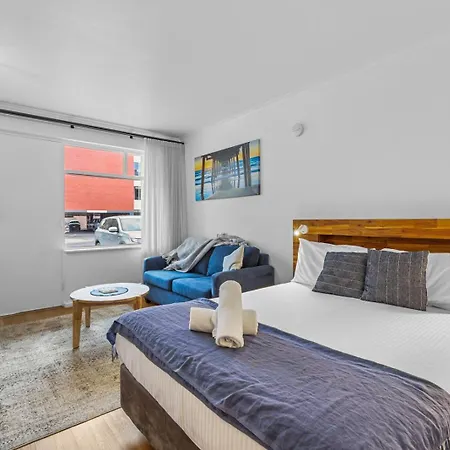 Taft Apartments-2